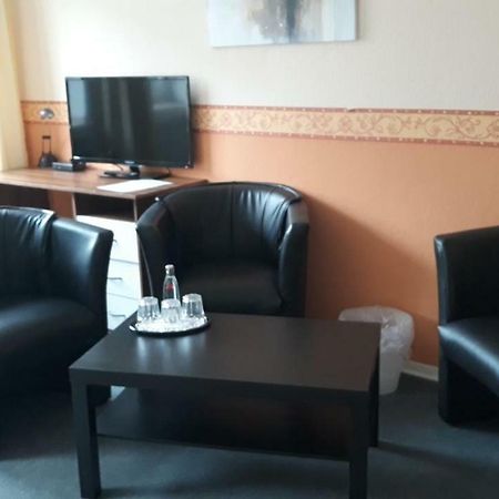 Eu Centralhotel Im Toennchen Düsseldorf Buitenkant foto