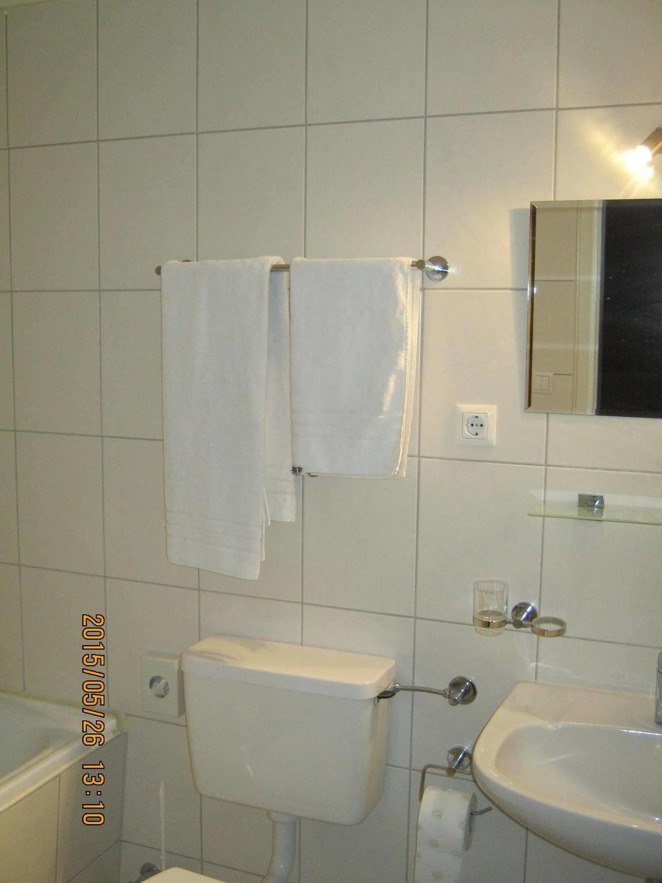Eu Centralhotel Im Toennchen Düsseldorf Buitenkant foto