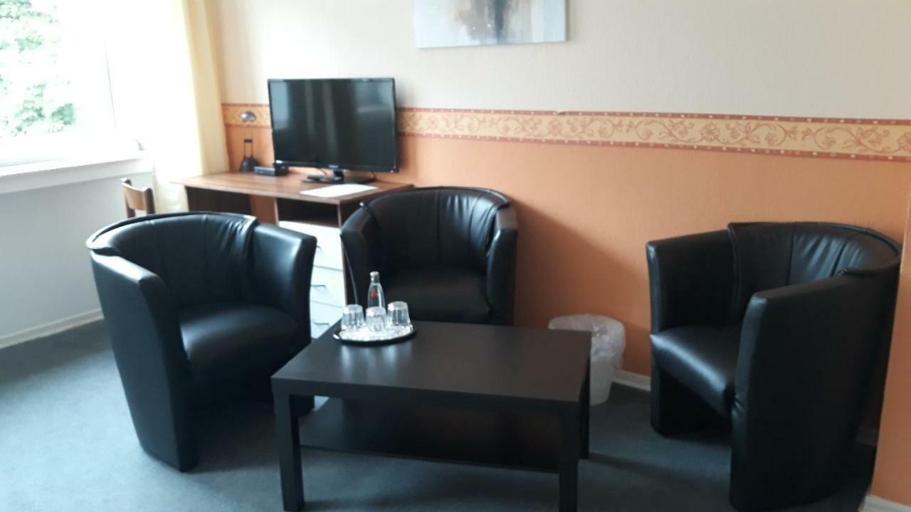 Eu Centralhotel Im Toennchen Düsseldorf Buitenkant foto